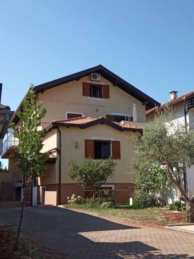 Appartement Remi à Umag Extérieur photo